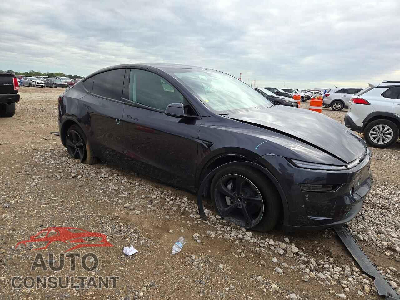 TESLA MODEL Y 2026 - 7SAYGDEDXTF430449