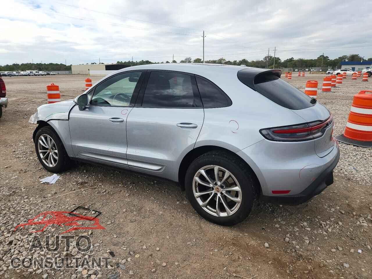 PORSCHE MACAN 2024 - WP1AA2A56RLB06020