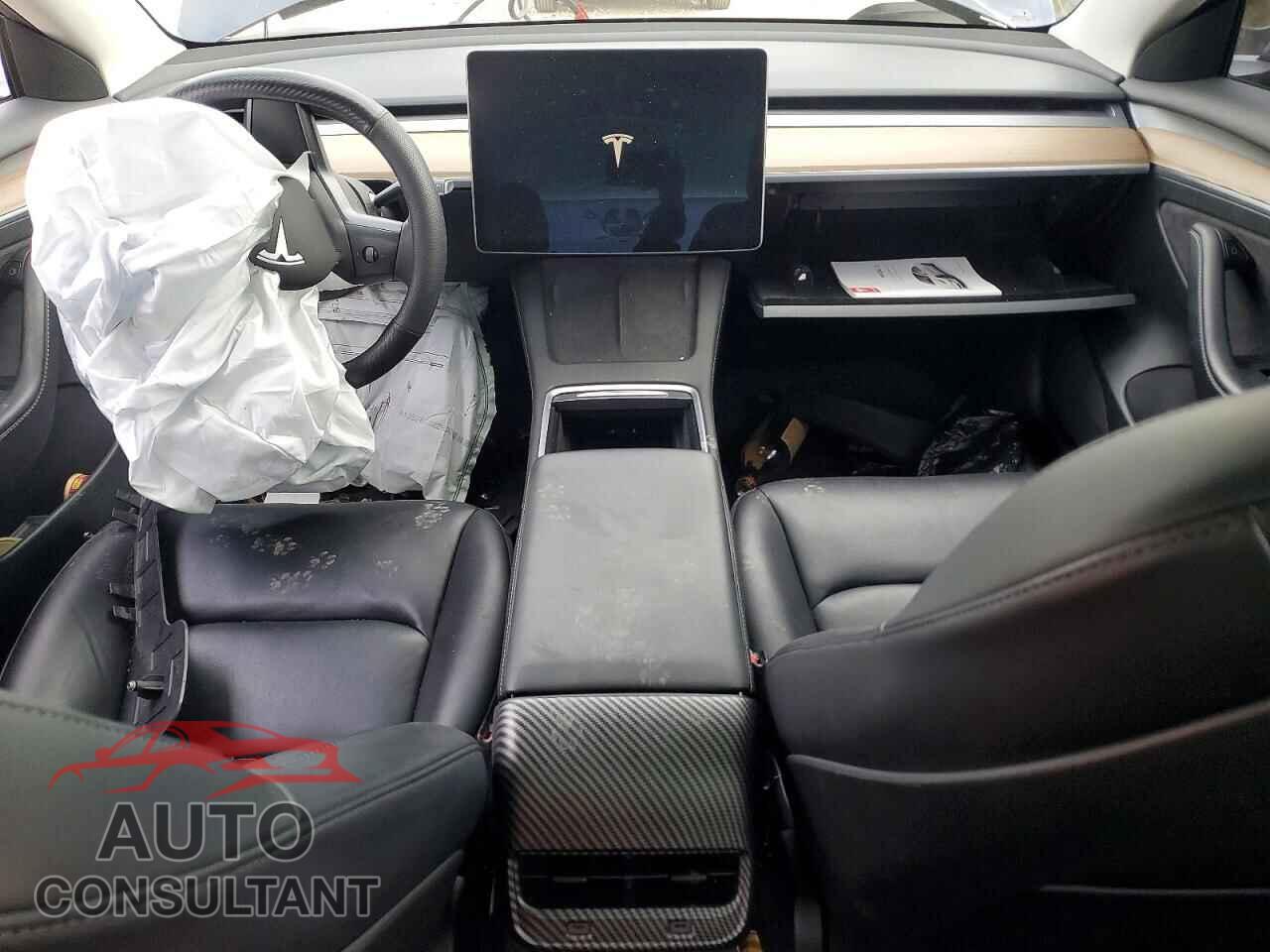 TESLA MODEL 3 2023 - 5YJ3E1EA5PF395746