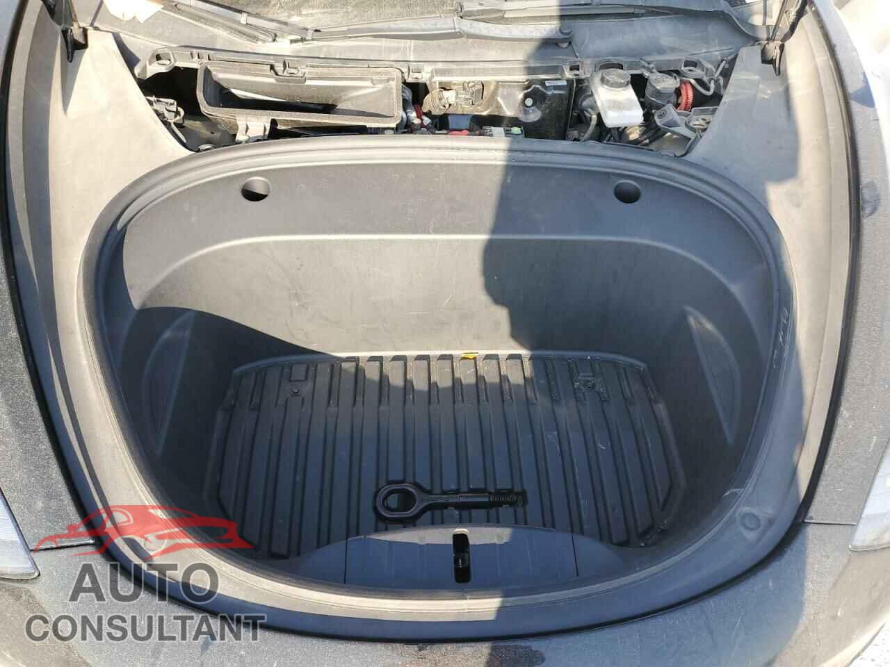 TESLA MODEL 3 2022 - 5YJ3E1EA5NF184818