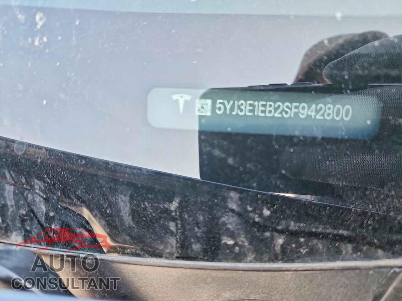 TESLA MODEL 3 2025 - 5YJ3E1EB2SF942800