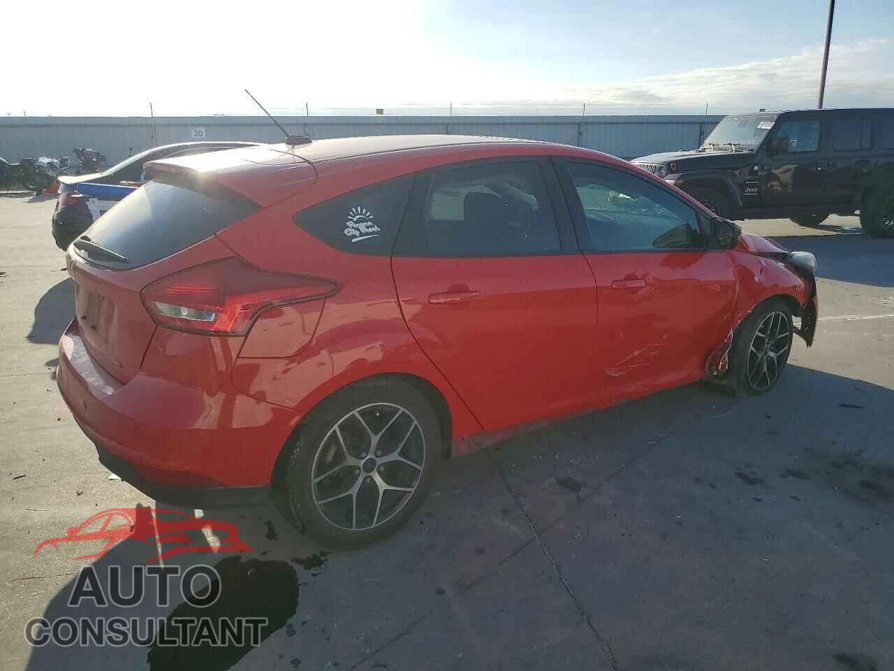 FORD FOCUS 2017 - 1FADP3M22HL249216
