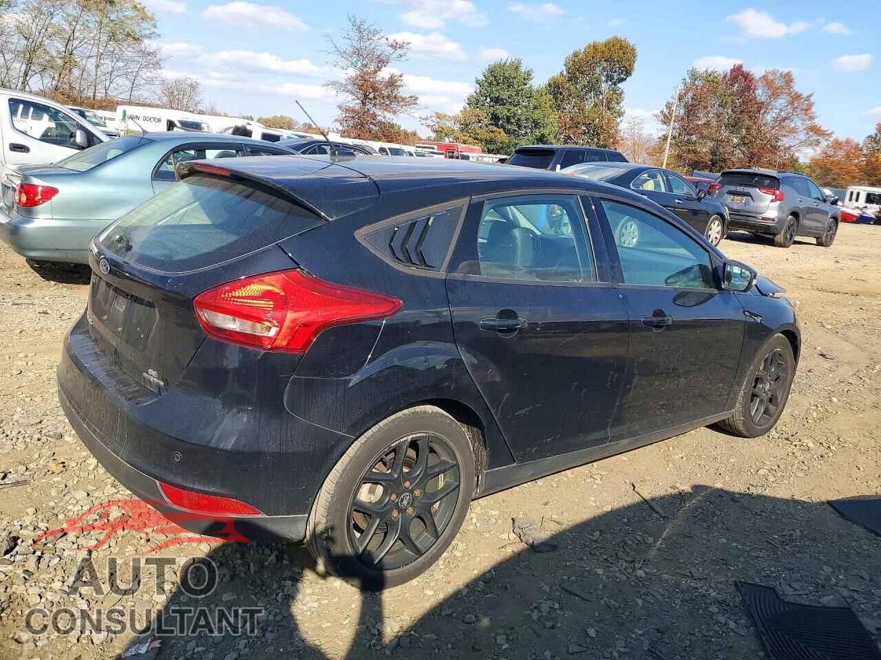 FORD FOCUS 2016 - 1FADP3K23GL224388