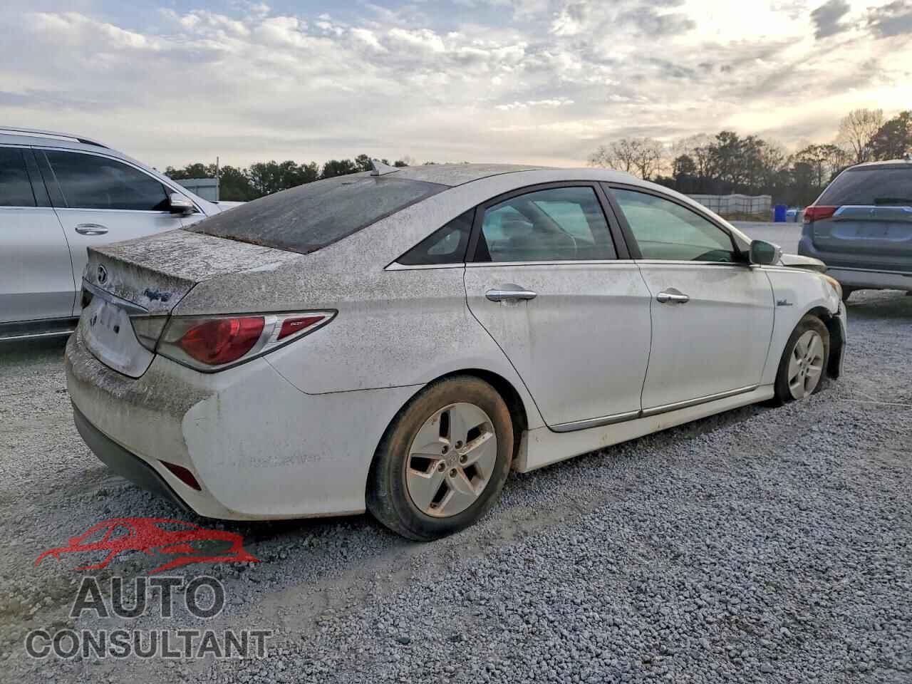 HYUNDAI SONATA 2012 - KMHEC4A42CA055128