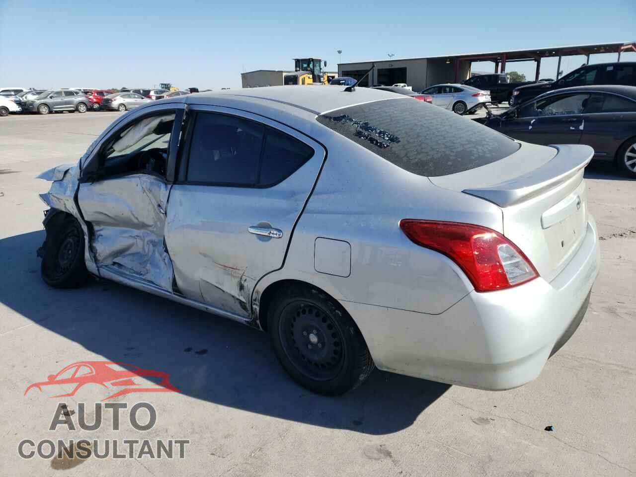NISSAN VERSA 2017 - 3N1CN7APXHK456114