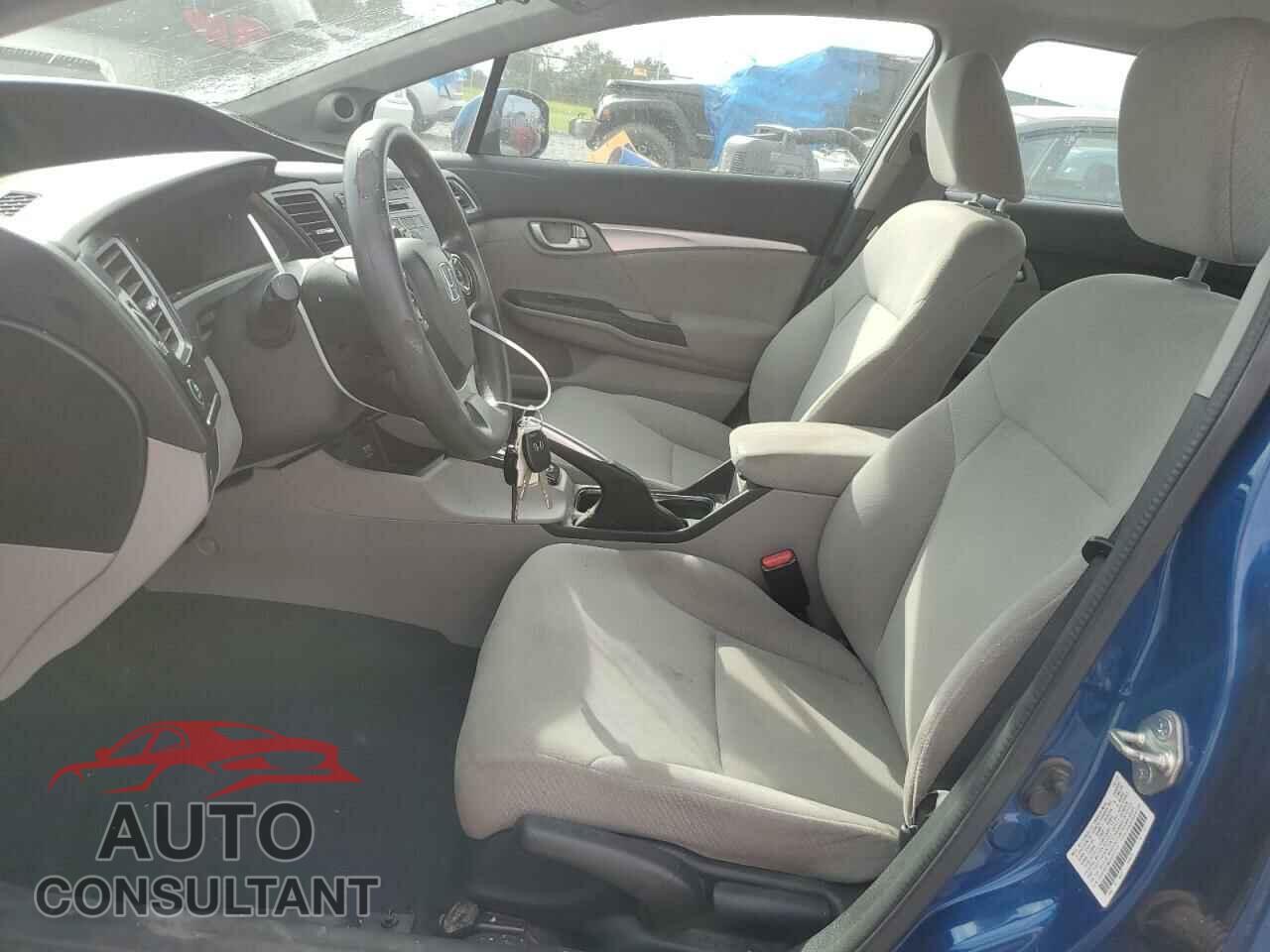 HONDA CIVIC 2013 - 2HGFB2F86DH517772