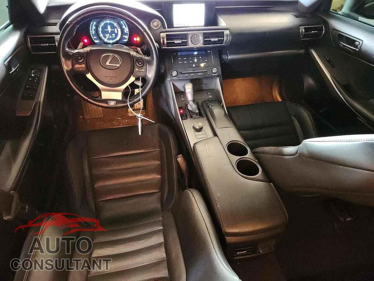 LEXUS IS 2015 - JTHBF1D29F5065190