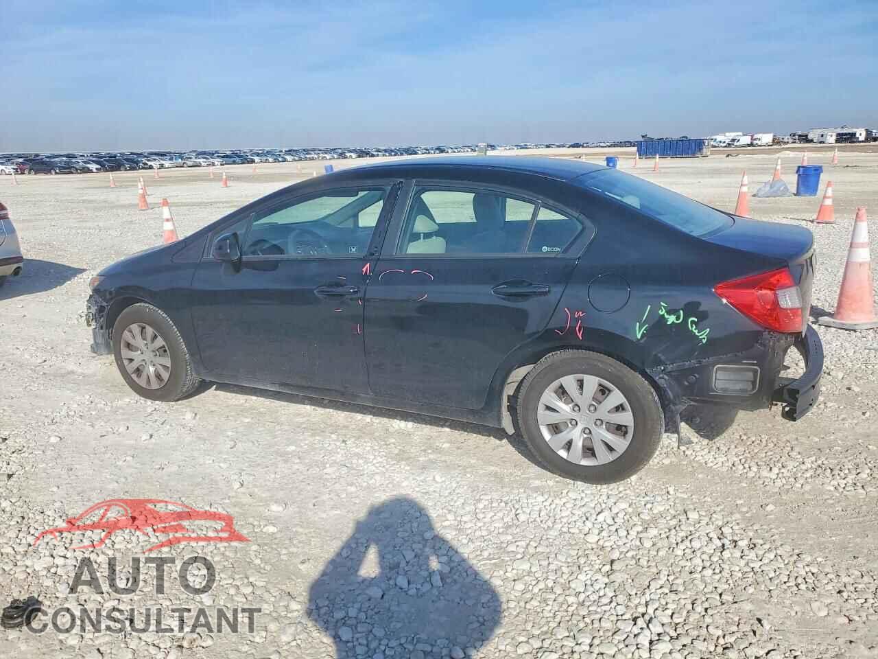 HONDA CIVIC 2012 - 2HGFB2F51CH608940