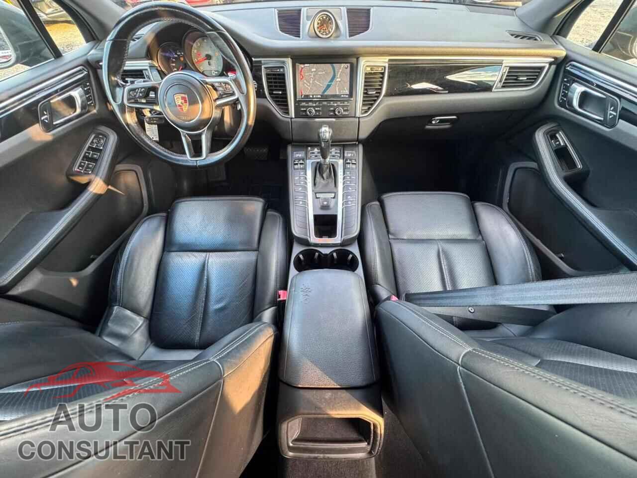 PORSCHE MACAN 2015 - WP1AB2A56FLB51614