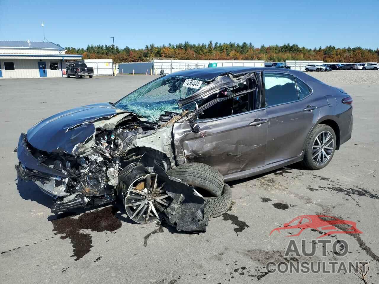 TOYOTA CAMRY 2024 - 4T1F11BK8RU129083