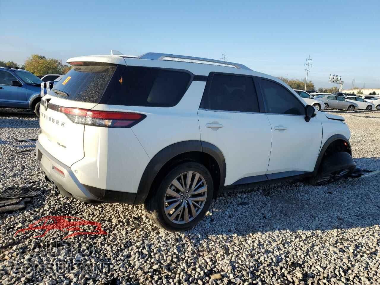 NISSAN PATHFINDER 2023 - 5N1DR3CD1PC203250