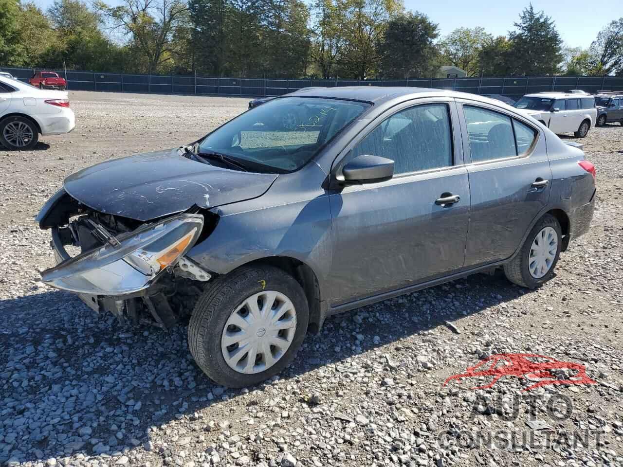 NISSAN VERSA 2017 - 3N1CN7AP8HL882605