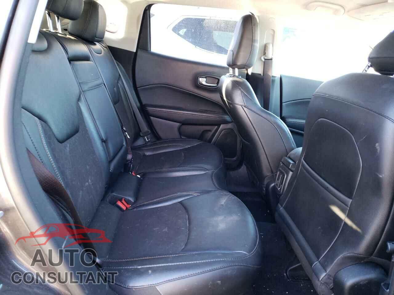 JEEP COMPASS 2019 - 3C4NJDBB4KT734901