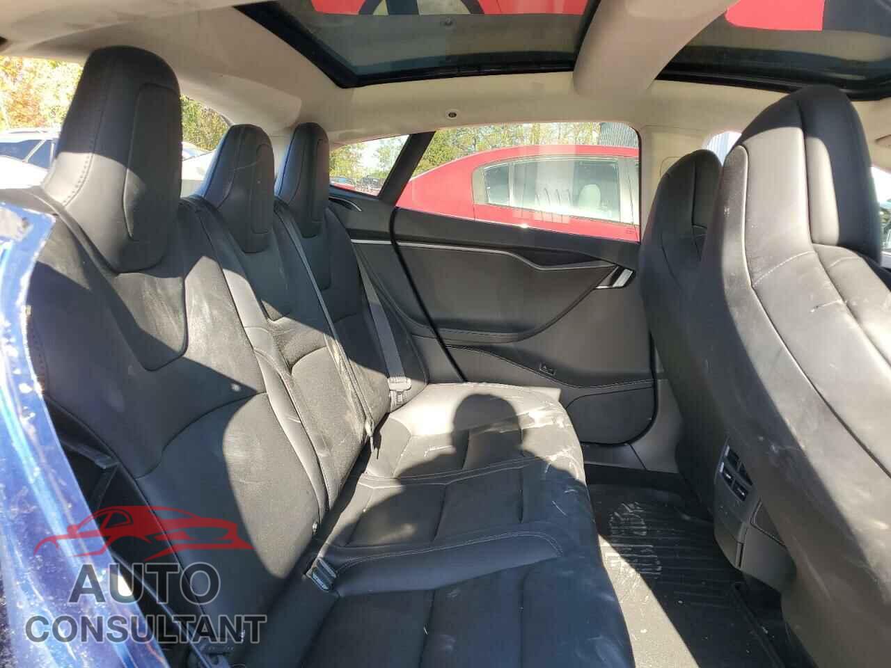 TESLA MODEL S 2018 - 5YJSA1E23JF287097