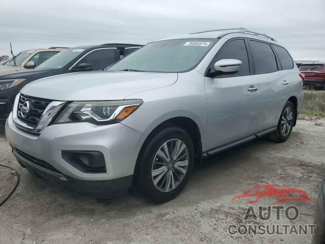 NISSAN PATHFINDER 2018 - 5N1DR2MN7JC657396