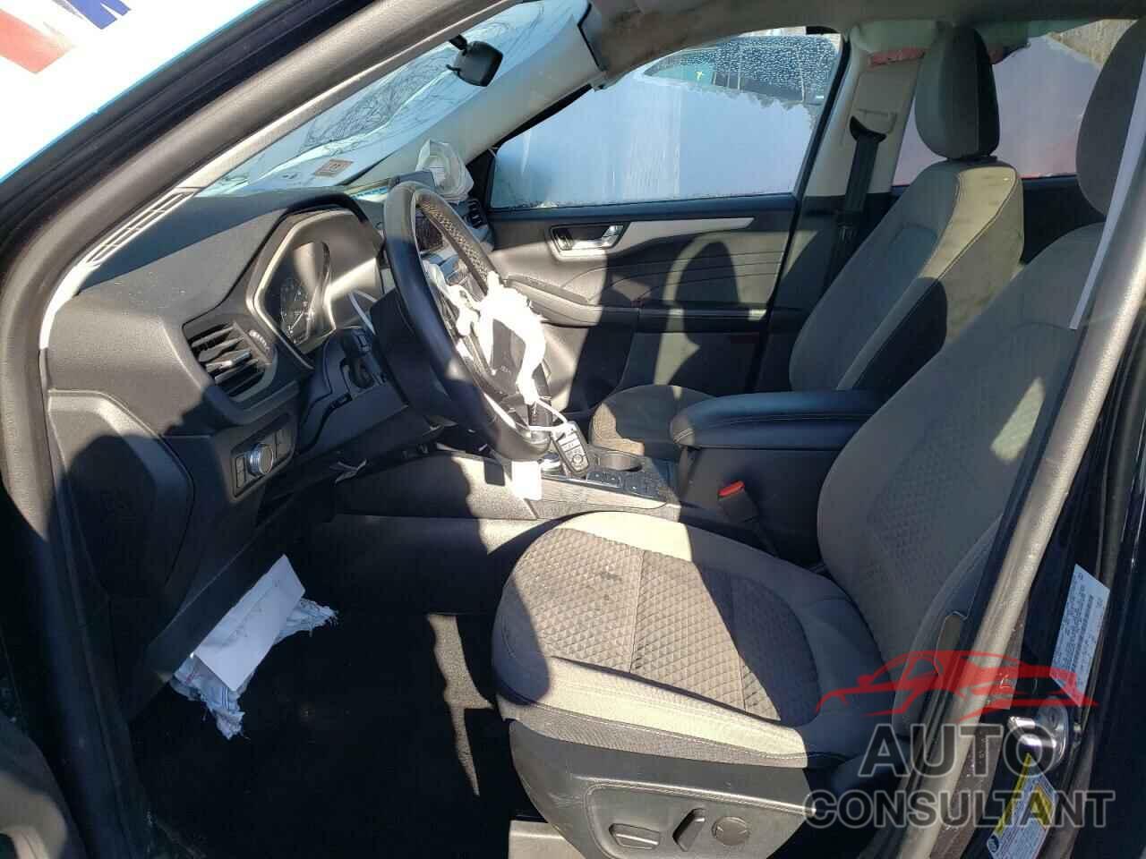 FORD ESCAPE 2021 - 1FMCU9BZ4MUB04972
