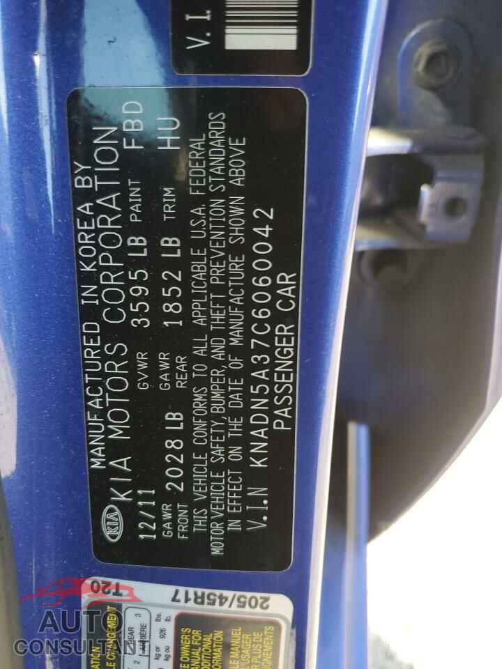 KIA RIO 2012 - KNADN5A37C6060042