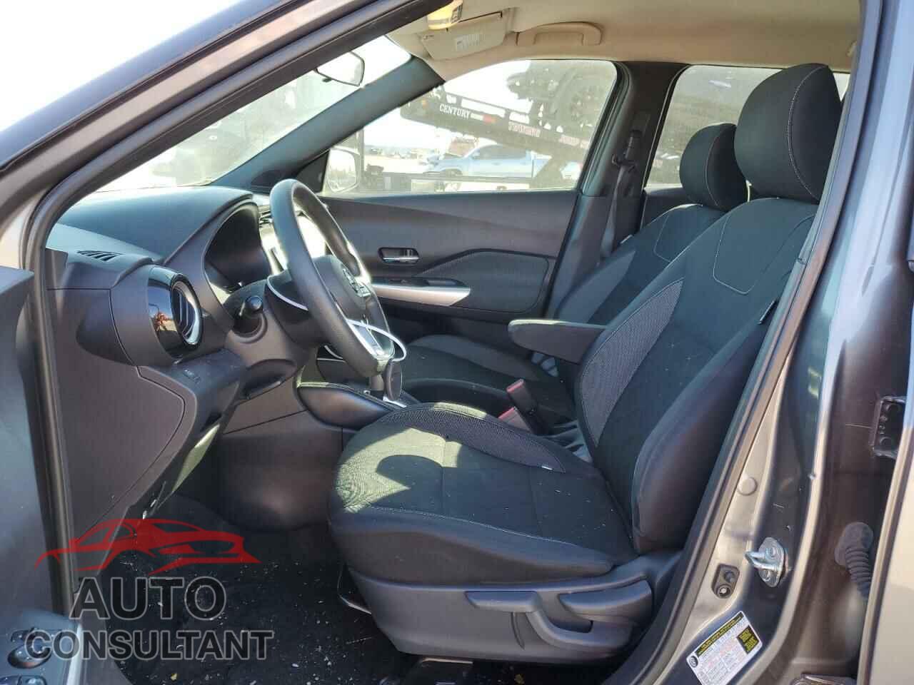 NISSAN KICKS 2019 - 3N1CP5CU3KL551195
