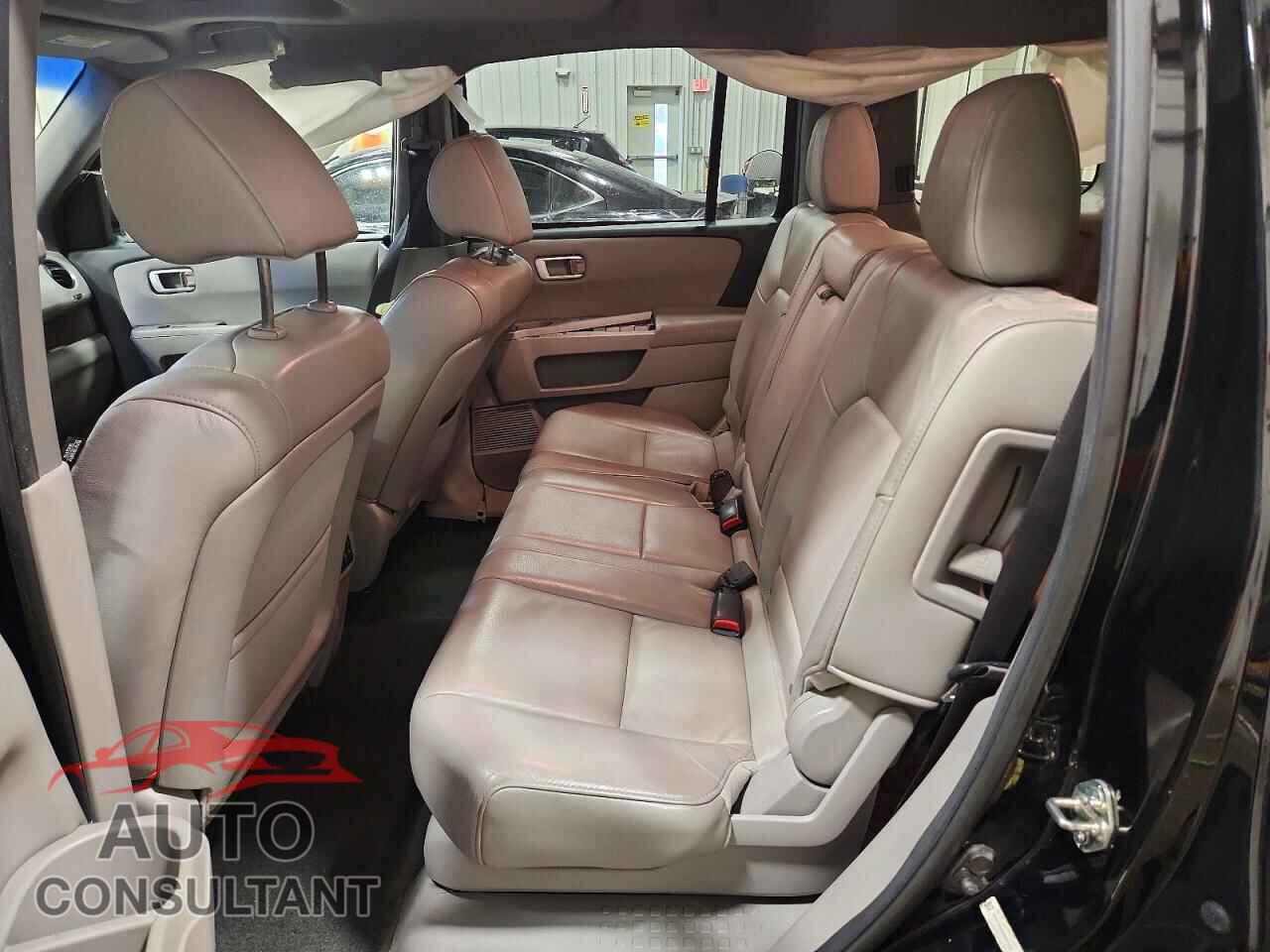 HONDA PILOT 2013 - 5FNYF4H68DB081936