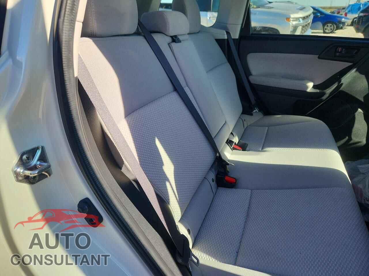 SUBARU FORESTER 2015 - JF2SJADC6FH823009
