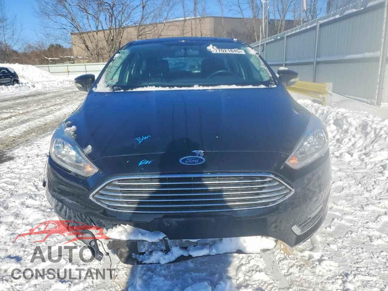 FORD FOCUS 2016 - 1FADP3N28GL353982