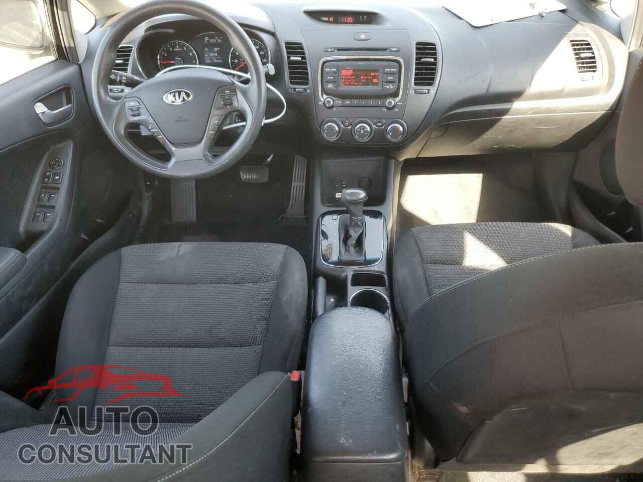 KIA FORTE 2017 - 3KPFK4A79HE085589