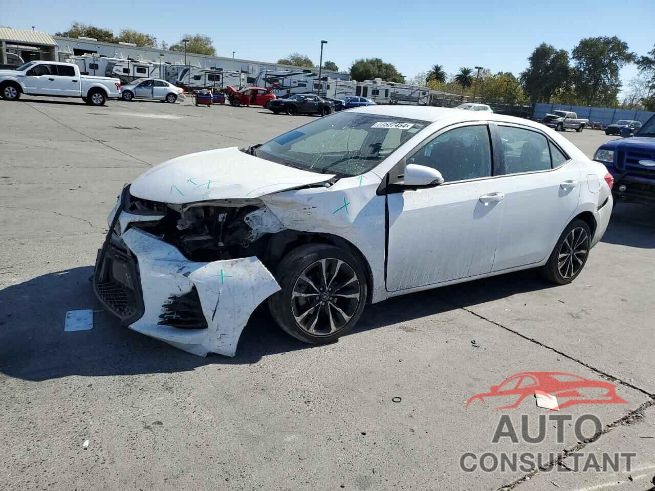 TOYOTA COROLLA 2017 - 5YFBURHE2HP661497