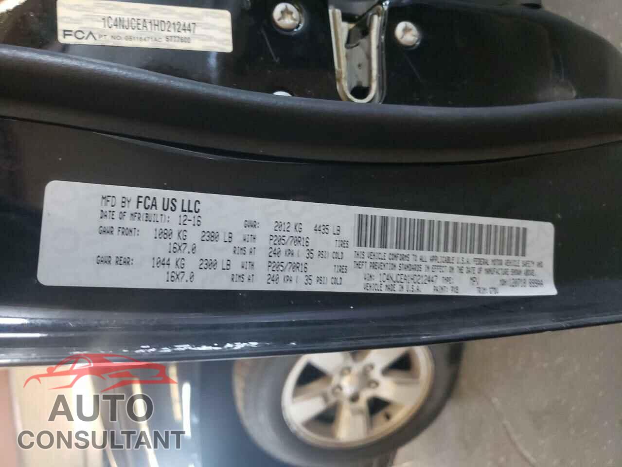 JEEP COMPASS 2017 - 1C4NJCEA1HD212447