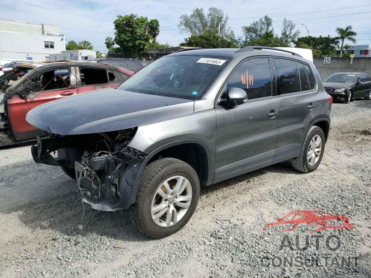 VOLKSWAGEN TIGUAN 2016 - WVGAV7AX5GW586434