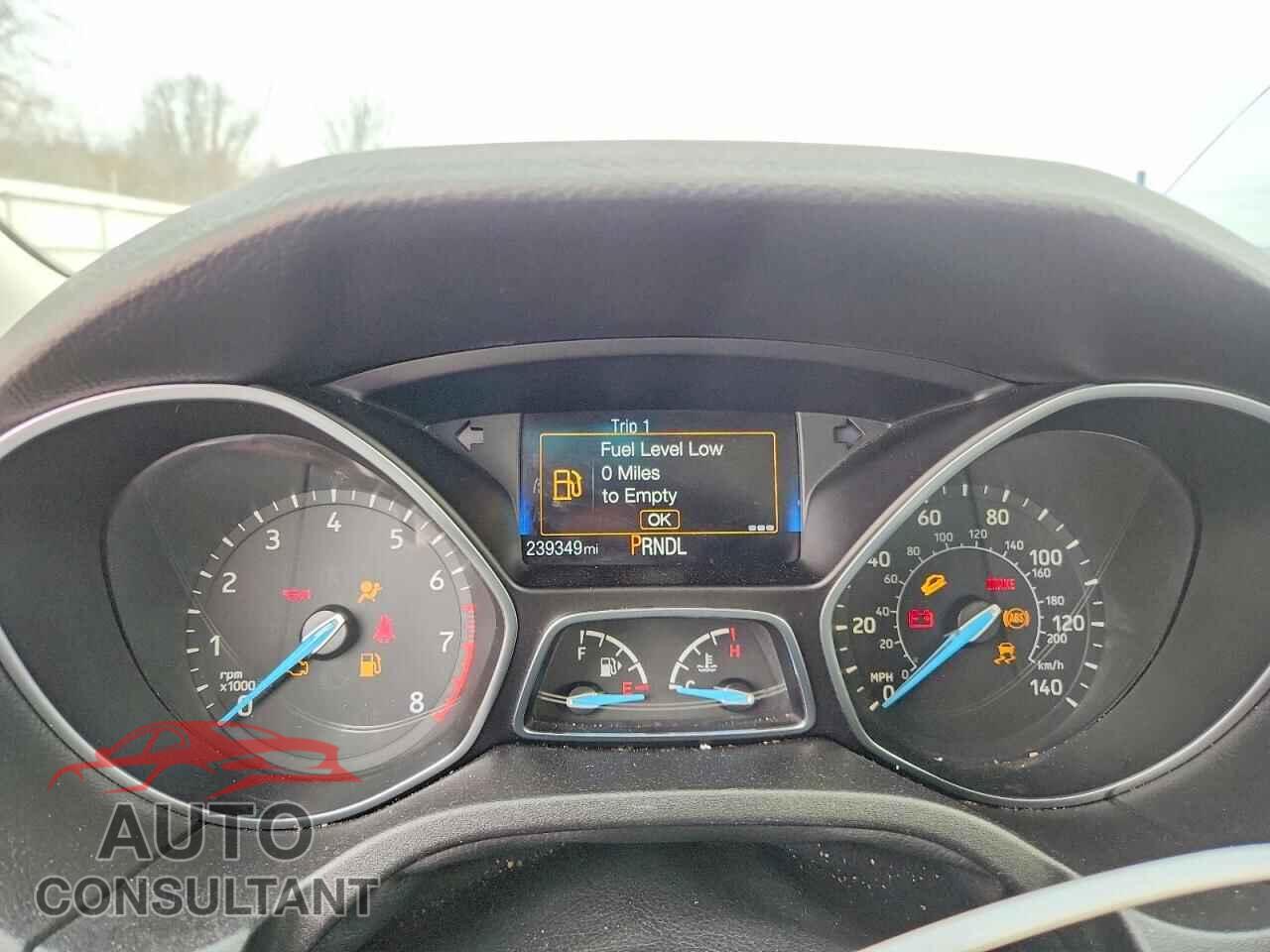 FORD FOCUS 2017 - 1FADP3E21HL337561