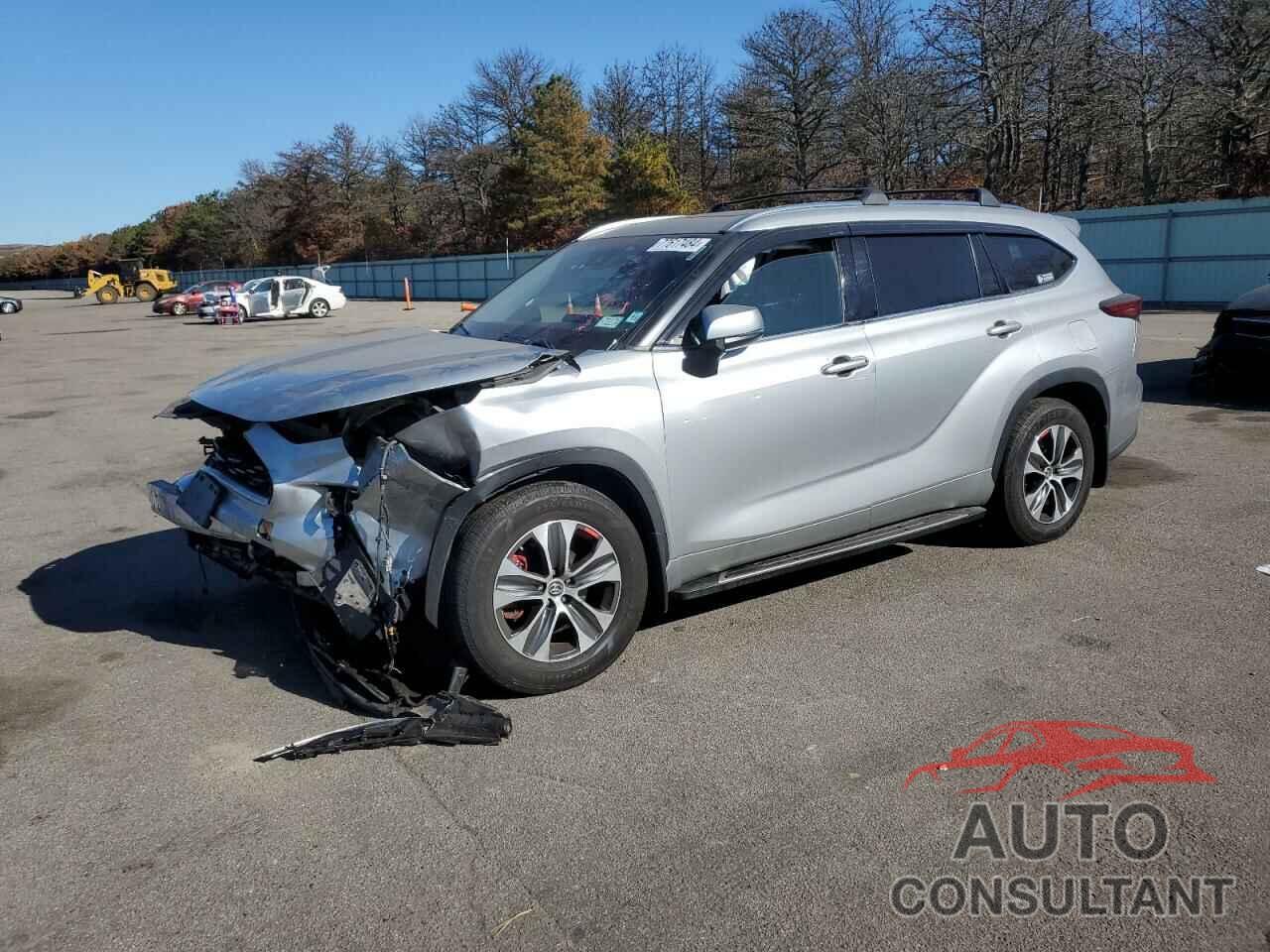 TOYOTA HIGHLANDER 2021 - 5TDHZRBH2MS084101