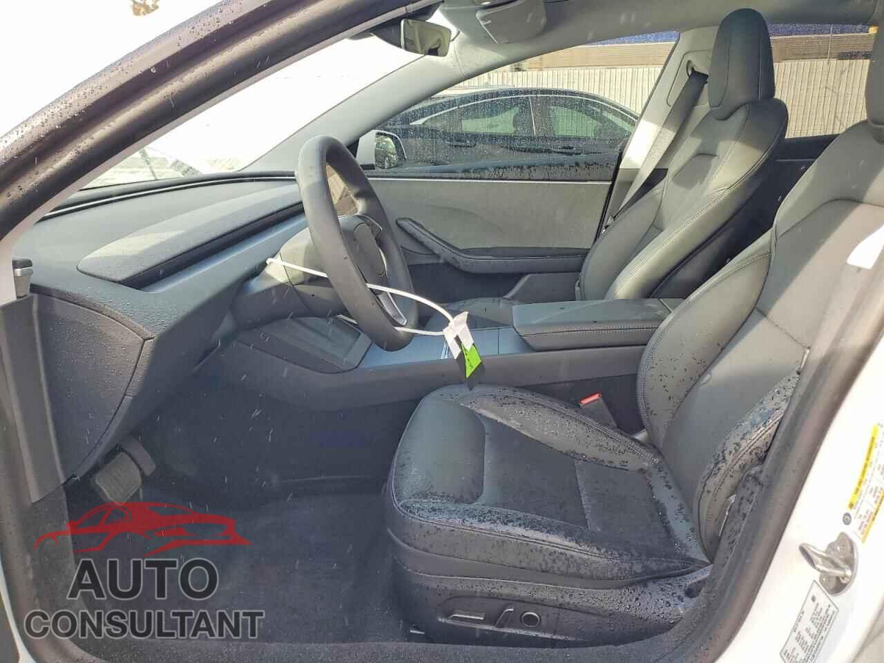 TESLA MODEL 3 2024 - 5YJ3E1EAXRF857186