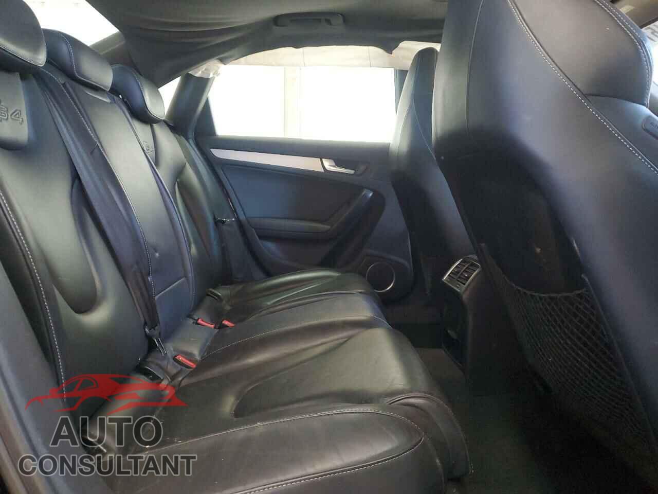 AUDI S4/RS4 2010 - WAUDGAFL0AA185213