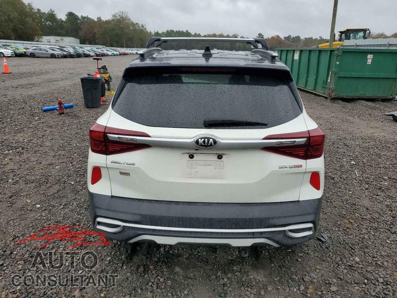 KIA SELTOS 2021 - KNDETCA27M7062944