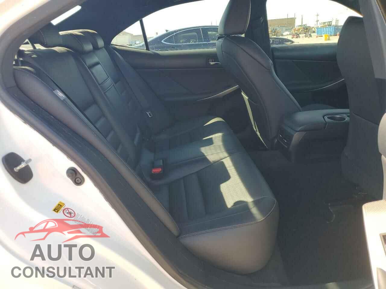 LEXUS IS 2016 - JTHBA1D20G5020686