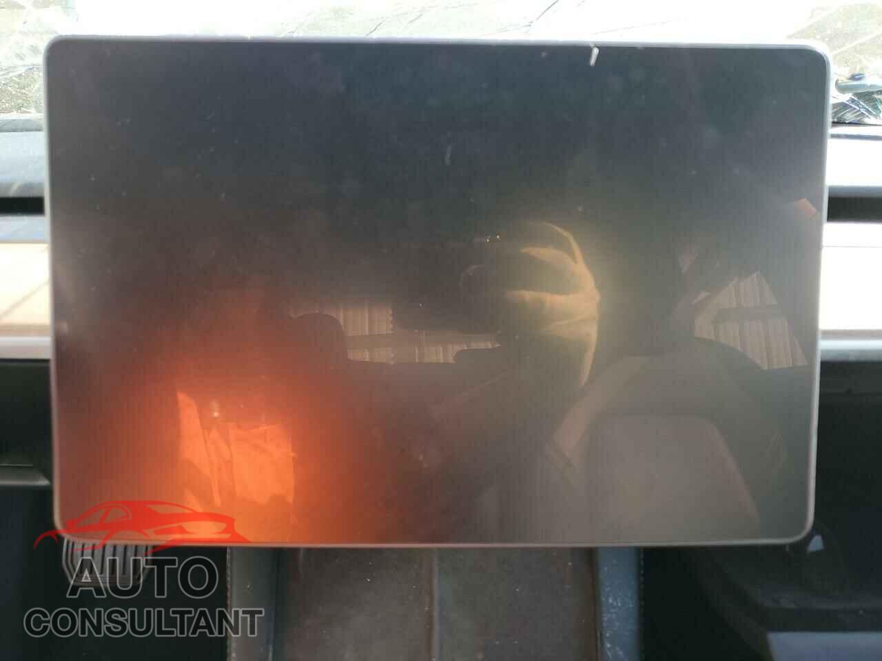 TESLA MODEL 3 2023 - 5YJ3E1EA4PF451577