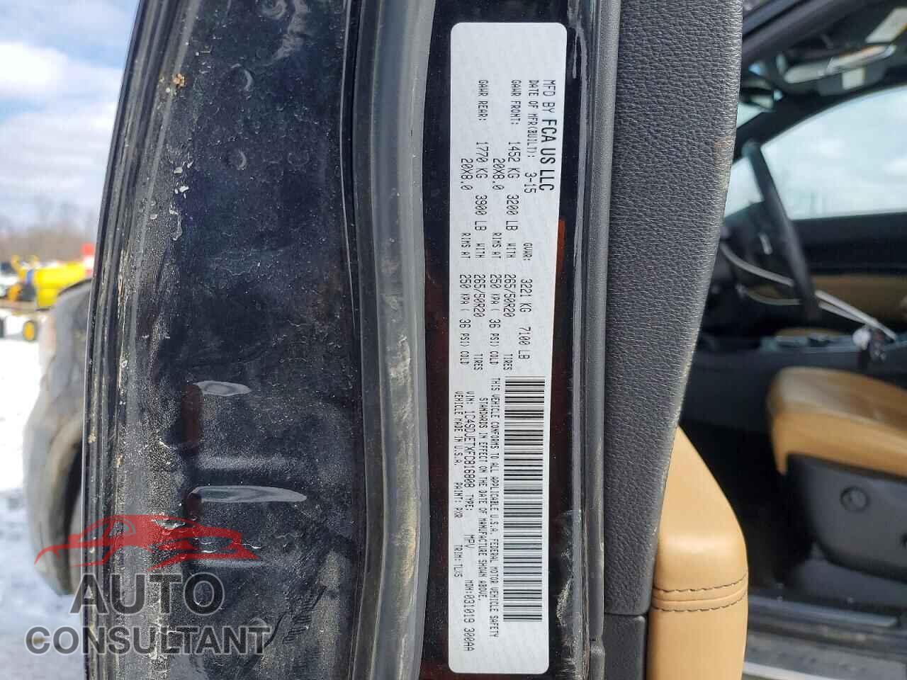 DODGE DURANGO 2015 - 1C4SDJETXFC816808