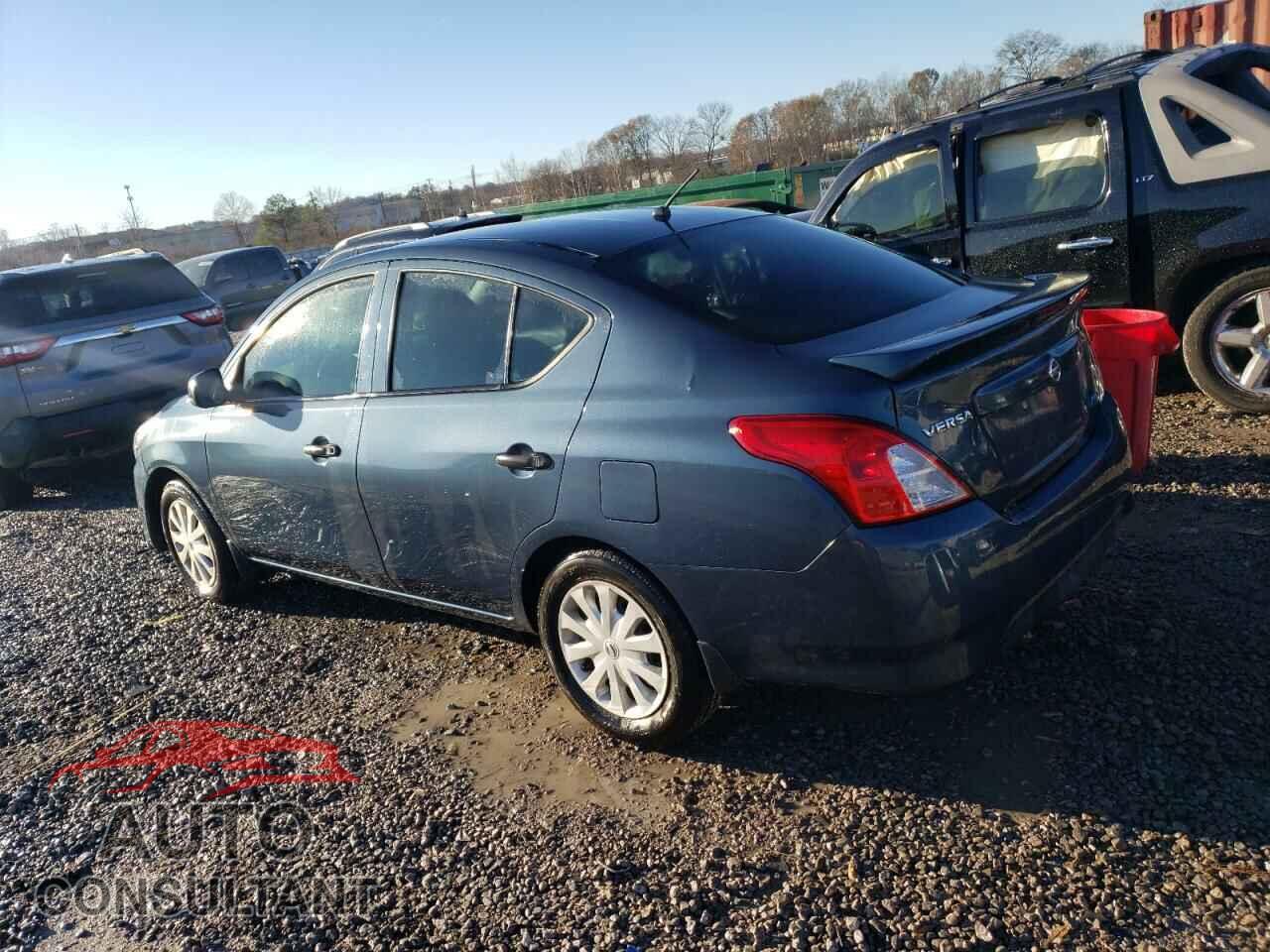 NISSAN VERSA 2015 - 3N1CN7AP3FL924532