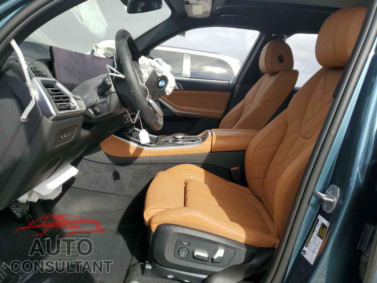 BMW X5 2025 - 5UX13EU03S9W71937