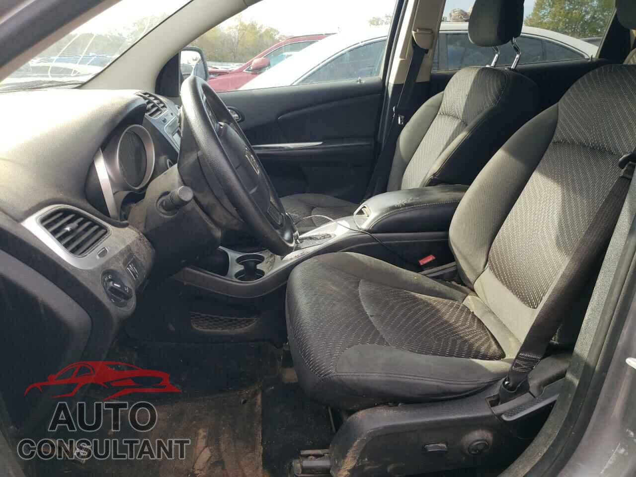 DODGE JOURNEY 2015 - 3C4PDCBG8FT743077