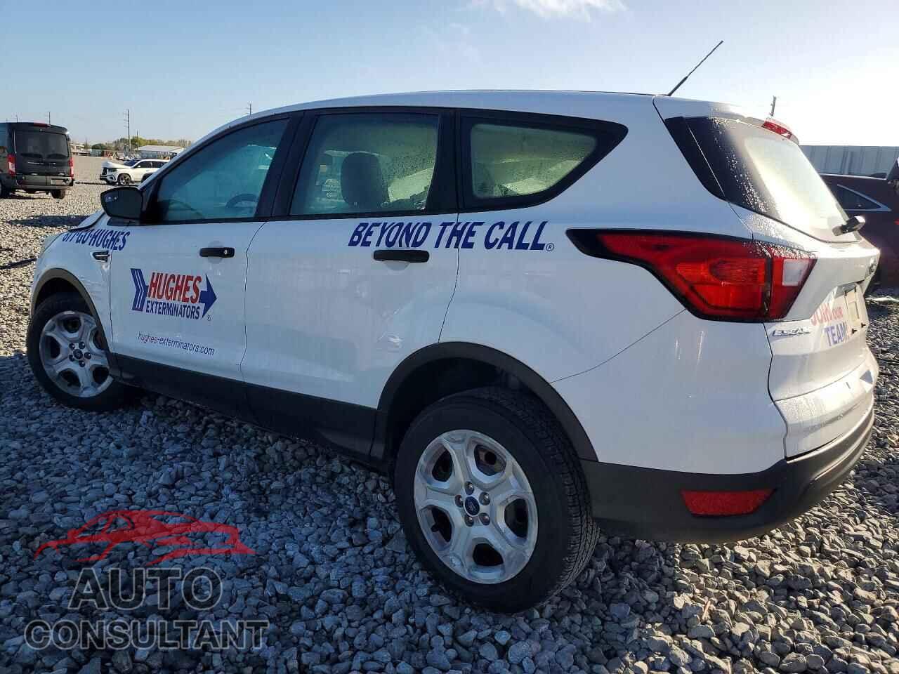 FORD ESCAPE 2019 - 1FMCU0F7XKUC34577