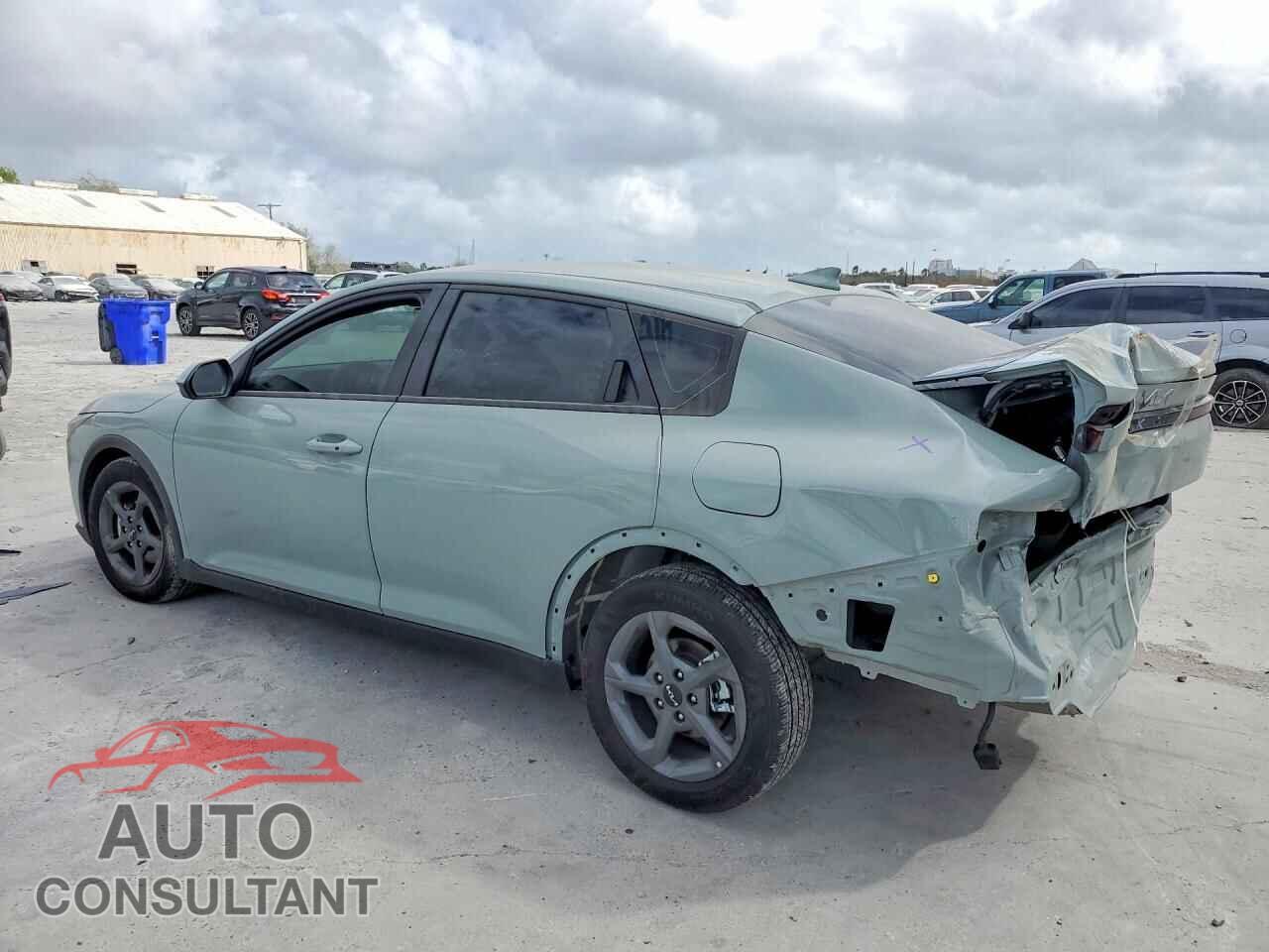 KIA K4 2025 - 3KPFT4DE1SE179870
