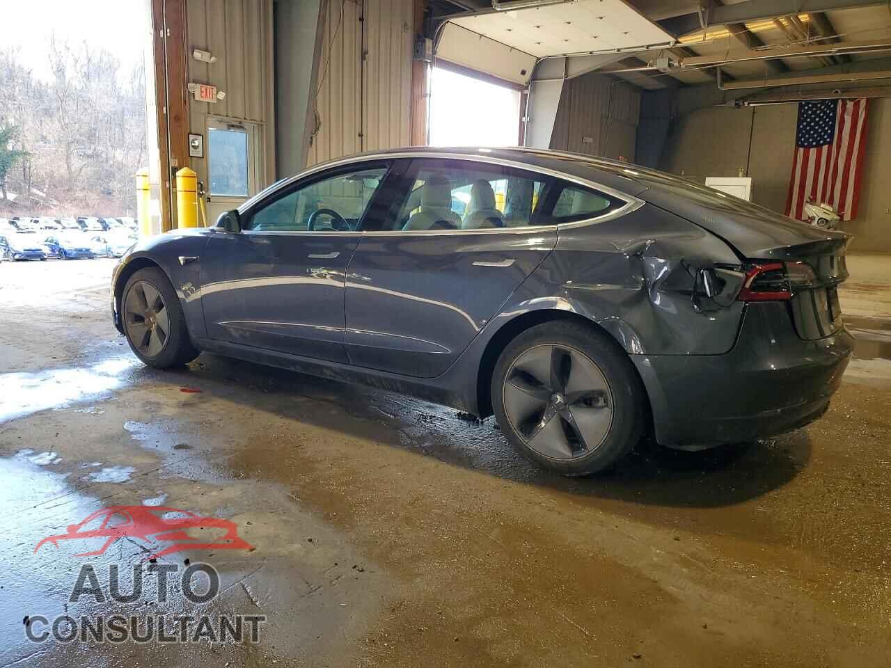 TESLA MODEL 3 2019 - 5YJ3E1EB2KF437792