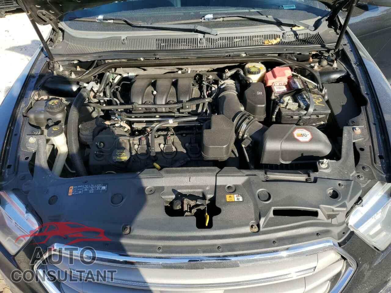FORD TAURUS 2013 - 1FAHP2E84DG228465