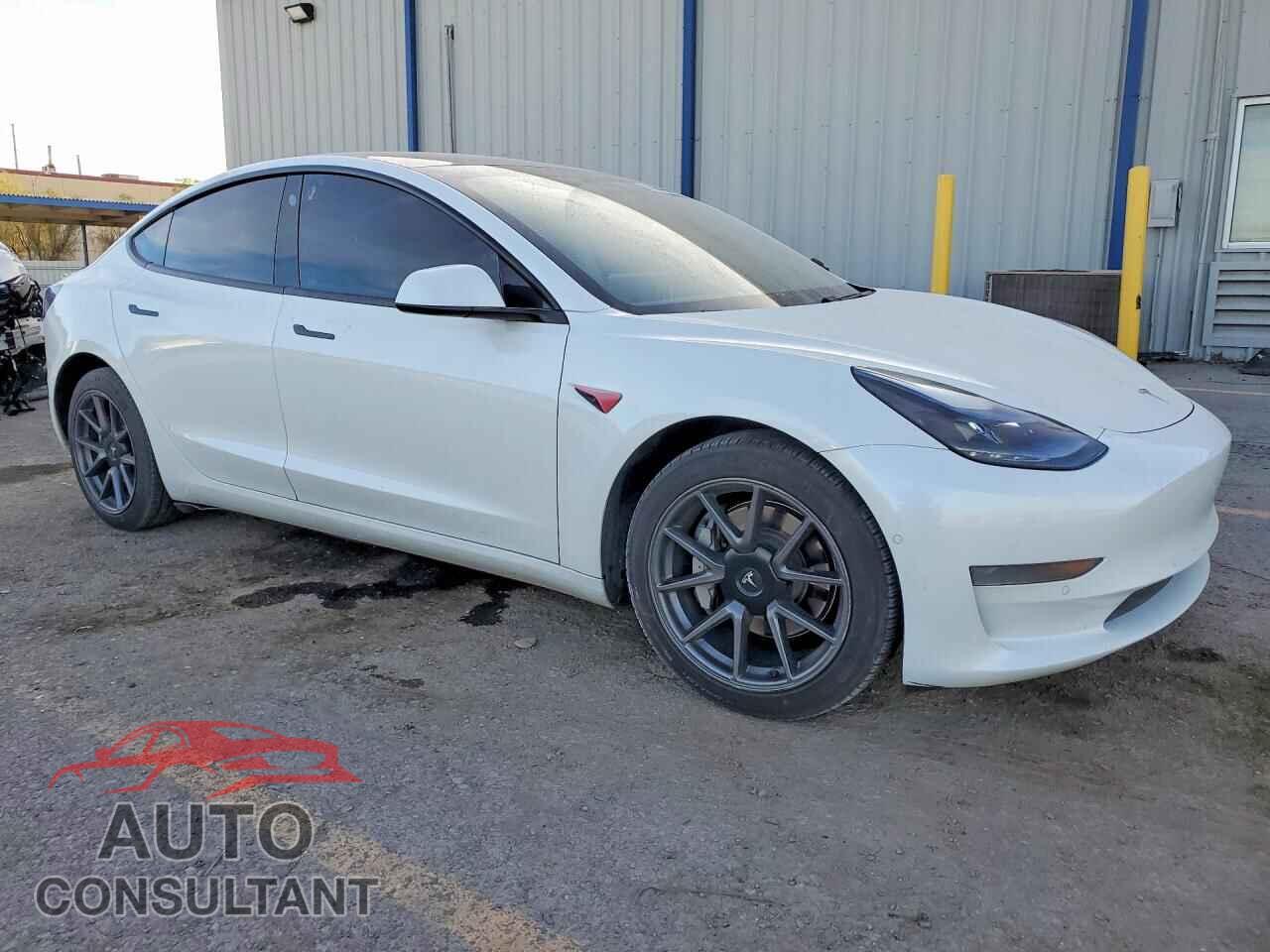 TESLA MODEL 3 2021 - 5YJ3E1EA8MF991574