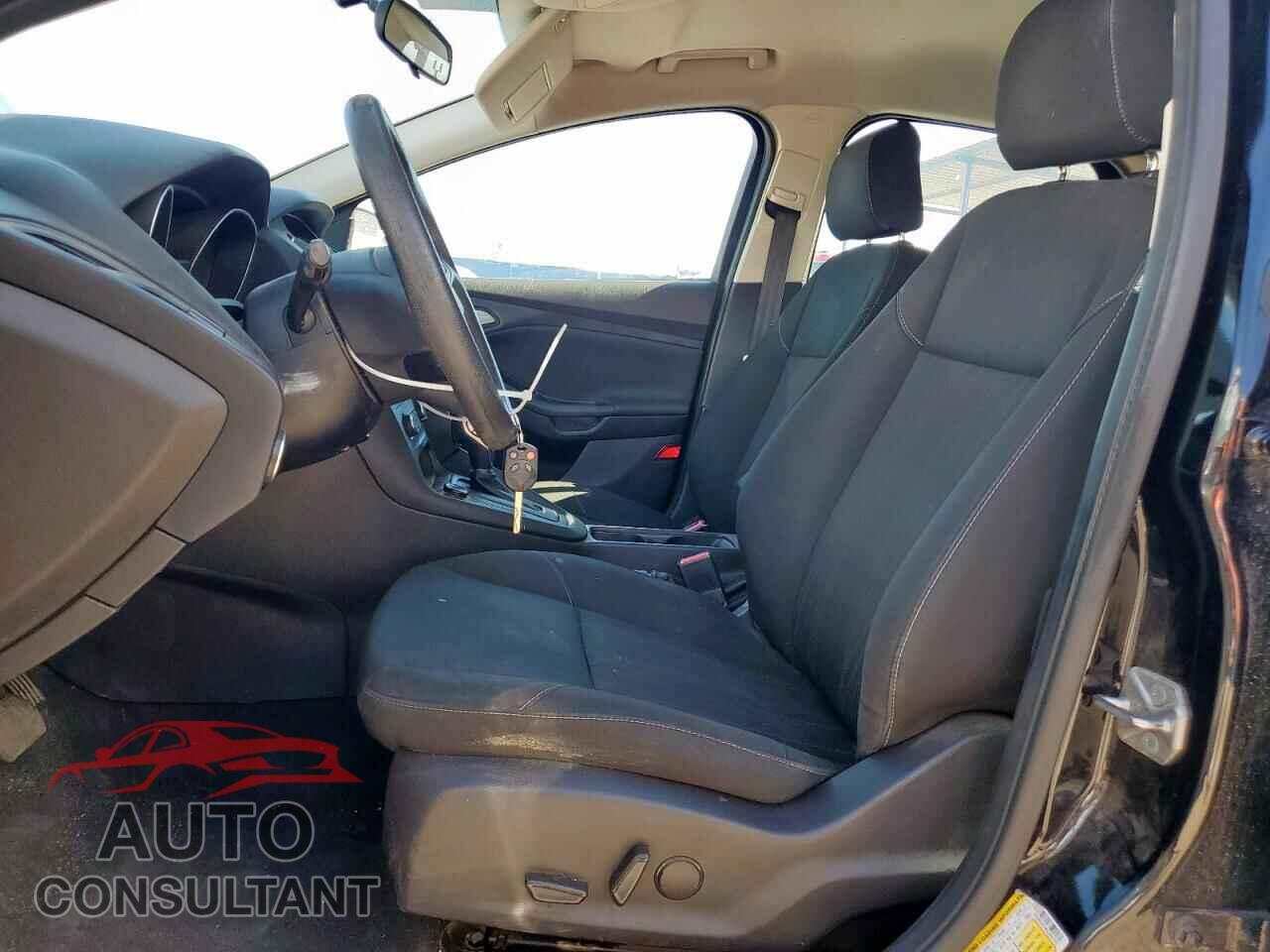 FORD FOCUS 2016 - 1FADP3F29GL305101