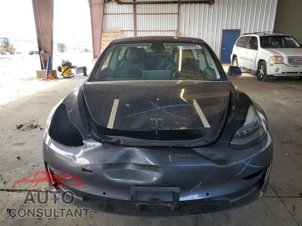 TESLA MODEL 3 2018 - 5YJ3E1EB2JF144487