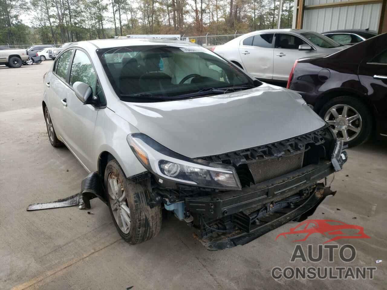 KIA FORTE 2018 - 3KPFL4A74JE200814