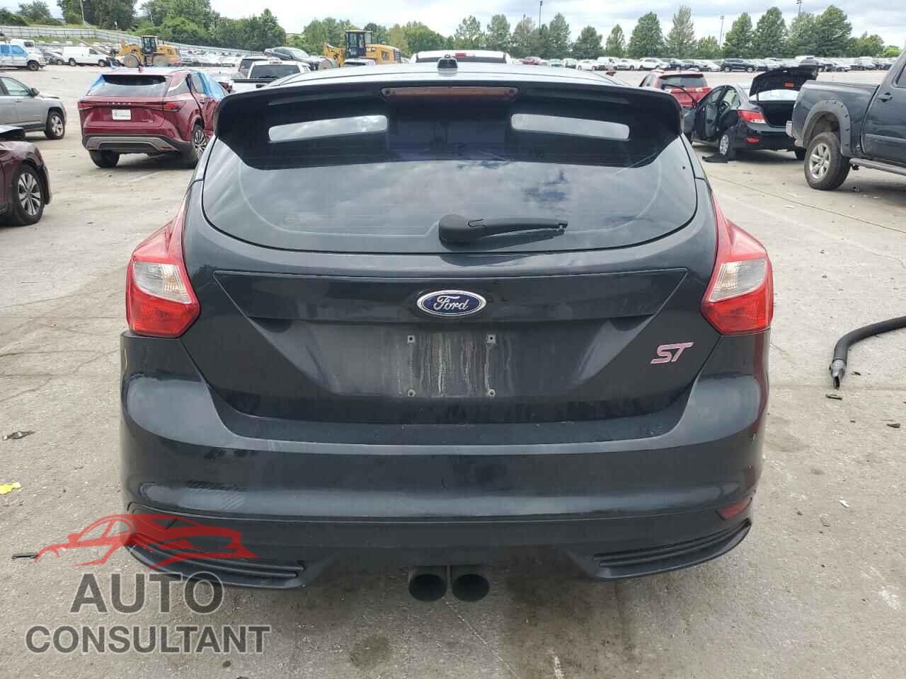 FORD FOCUS 2013 - 1FADP3L94DL127112