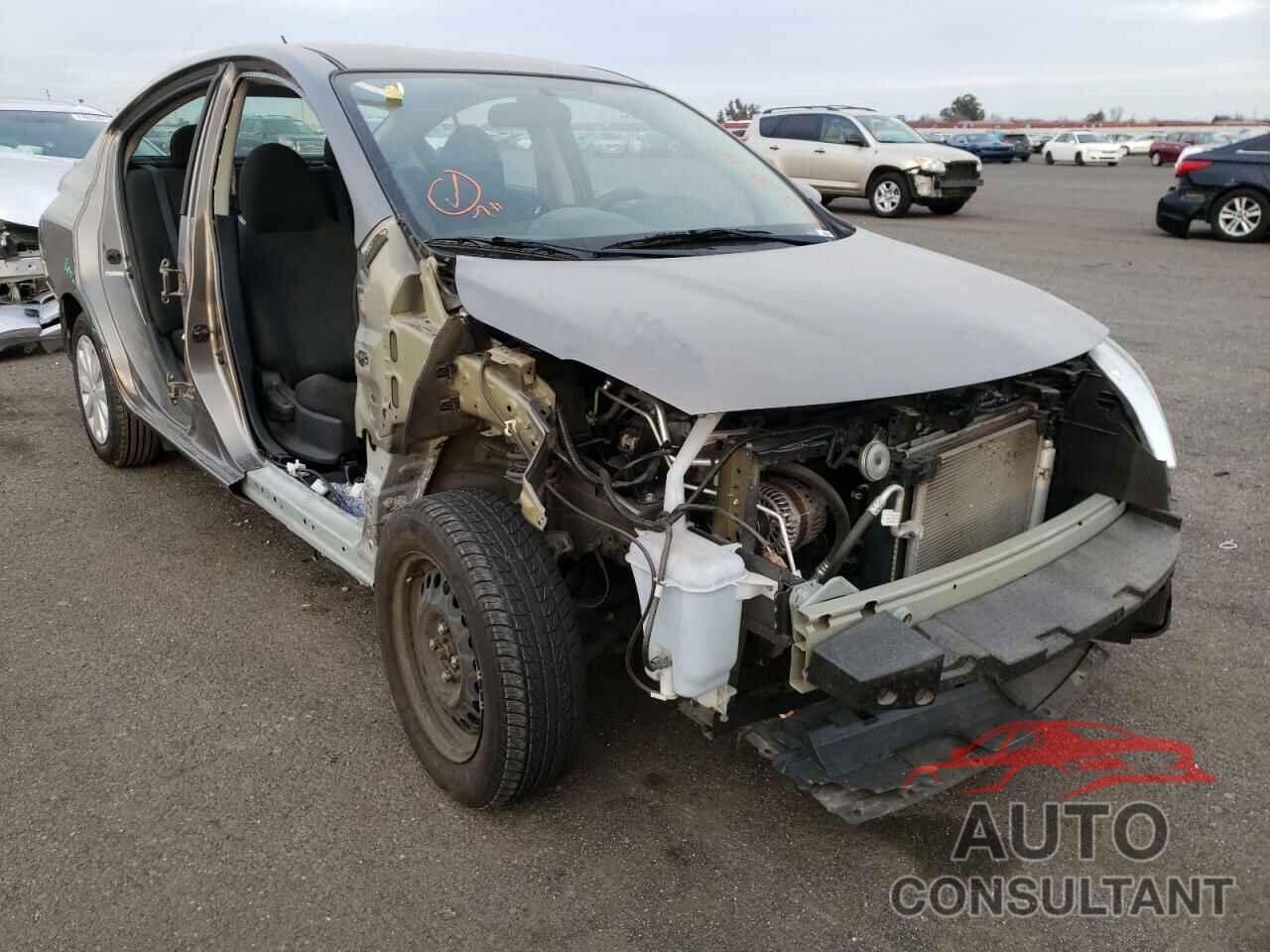 NISSAN VERSA 2017 - 3N1CN7AP7HL861972